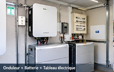Onduleur, batterie de stockage et tableau électrique photovoltaïque